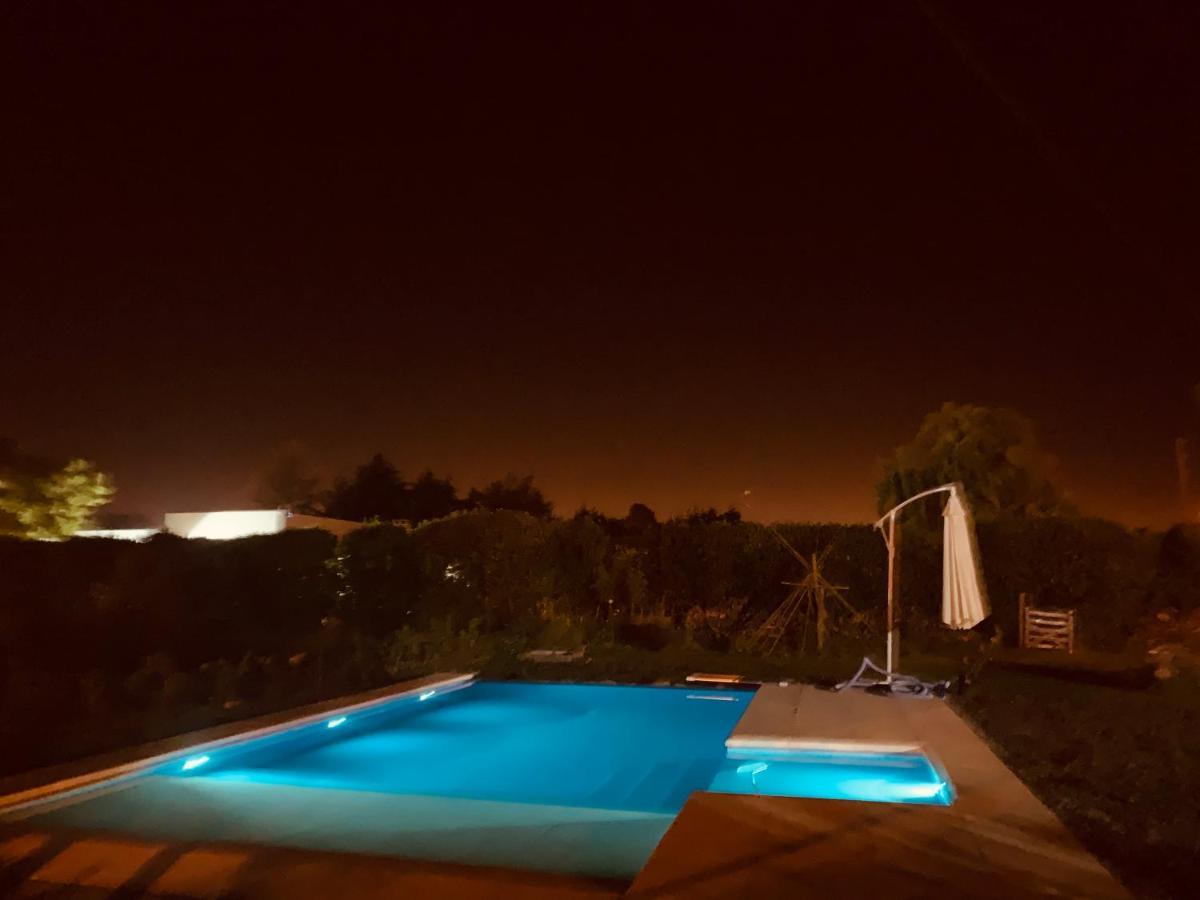 Altos De Empalme Bed & Breakfast Лобос Екстериор снимка