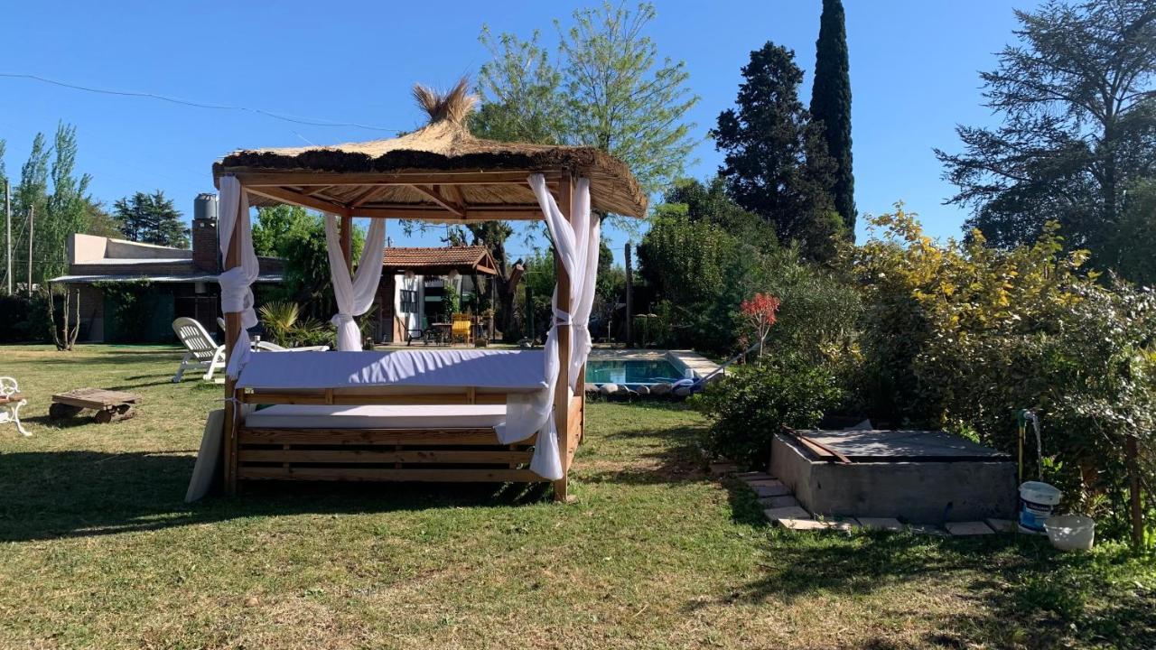 Altos De Empalme Bed & Breakfast Лобос Екстериор снимка